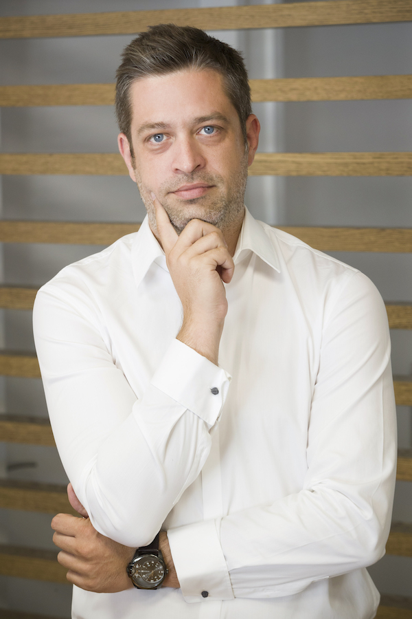 Close up photograph of team member Димитрис Ригинос